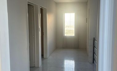 Venta - Casa 4 ambientes con jardín y pileta - Lagos de Canning