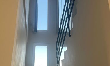 Venta - Casa 4 ambientes con jardín y pileta - Lagos de Canning