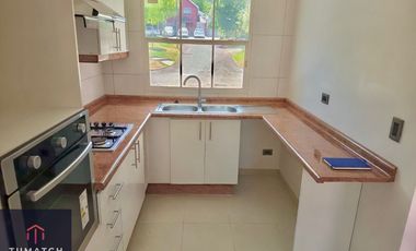 Casa arriendo hermosa en condominio dos estacionamientos en Ciudad del Este