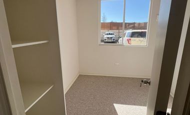 SE ARRIENDA DEPTO NUEVO 3 HABITACIONES Y 2 BAÑOS