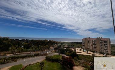 Departamento en venta c/ estacionamiento en Rocas de Santo Domingo