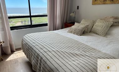 Departamento en venta c/ estacionamiento en Rocas de Santo Domingo