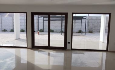 SE ARRIENDA HERMOSA CASA EN PARCELACIÓN A 5 MIN DE COPIAPO
