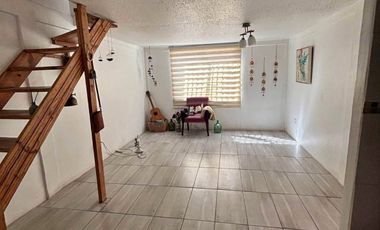 HERMOSA CASA EN EL PALOMAR EN ARRIENDO