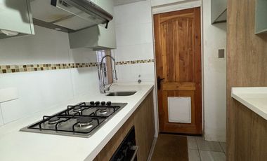 HERMOSA CASA EN EL PALOMAR EN ARRIENDO