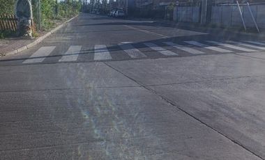 LINDA CASA DE DOS PISOS, REMODELADA