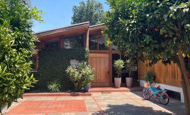 Casa en arriendo en LAS CONDES