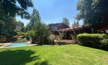 Casa en arriendo en LAS CONDES