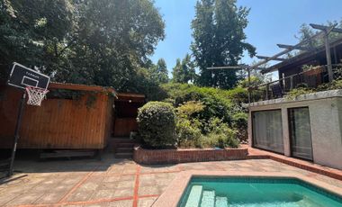 Casa en arriendo en LAS CONDES