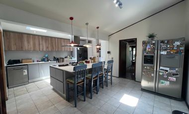 Casa en arriendo en LAS CONDES