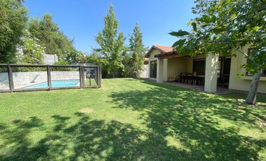 Casa en arriendo en COLINA