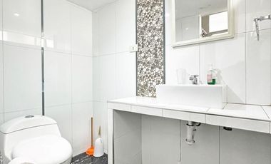 VENTA DE DEPARTAMENTOS EN SEGUNDO PISO EN LA URB. PRIMAVERA - TRUJILLO