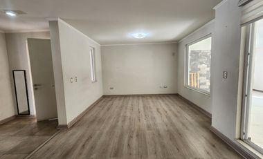 CASA AL INTERIOR DE CONDOMINIO EN PINARES CHIGUAYANTE.