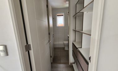 CASA AL INTERIOR DE CONDOMINIO EN PINARES CHIGUAYANTE.