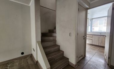 CASA AL INTERIOR DE CONDOMINIO EN PINARES CHIGUAYANTE.