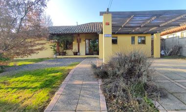 CASA EN MACHALI 5HAB 4 BAÑOS- EN VENTA