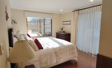 CASA EN MACHALI 5HAB 4 BAÑOS- EN VENTA