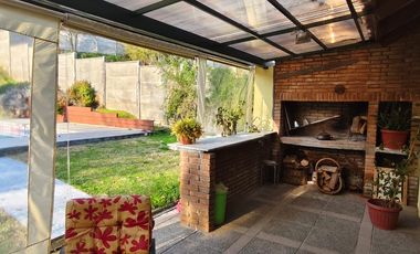 CASA EN MACHALI 5HAB 4 BAÑOS- EN VENTA