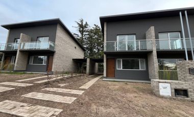 Duplex En Venta Barrio Golf Sierra De La Ventana