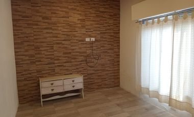 Casa En Venta En Sierra De La Ventana Con Jardín