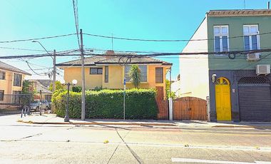 Casa en Venta en CASA CON EXCELENTE UBICACIÓN EN PROVIDENCIA