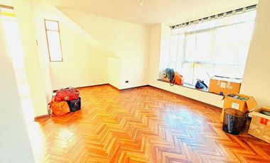 Casa en Venta en CASA CON EXCELENTE UBICACIÓN EN PROVIDENCIA