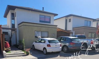 Casa en Venta en Casa En venta Condominio Brisas del Elqui La Serena