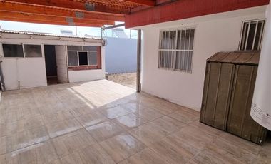 Casa en Venta en Riquelme y Limon Verde