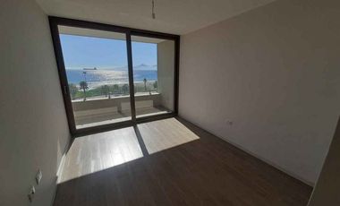 Departamento con finas terminaciones en primera linea, año corrido en Brisamar