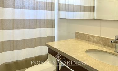 Arriendo marzo -diciembre: Cómodo departamento con jardín en Marbella