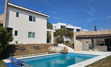 Casa en venta en Gran Reserva Golf Resort & Country Club, Ixtapan de la Sal, Estado de México