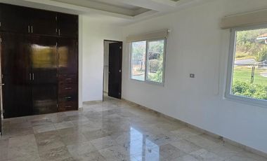 Casa en venta en Gran Reserva Golf Resort & Country Club, Ixtapan de la Sal, Estado de México