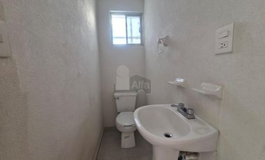 Casa en condominio en renta en Santiago Tianguistenco de Galeana, Tianguistenco, México