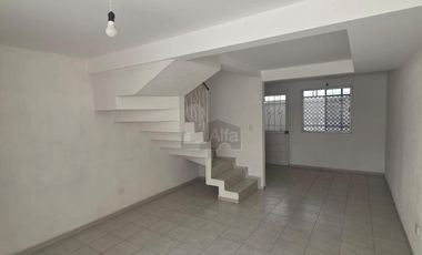 Casa en condominio en renta en Santiago Tianguistenco de Galeana, Tianguistenco, México