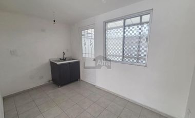 Casa en condominio en renta en Santiago Tianguistenco de Galeana, Tianguistenco, México