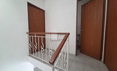 Casa en condominio en renta en Santiago Tianguistenco de Galeana, Tianguistenco, México