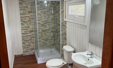 EN VENTA CASA CON ORILLA DE RIO, VIVE PATAGONIA