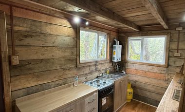 EN VENTA CASA CON ORILLA DE RIO, VIVE PATAGONIA