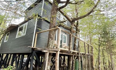 EN VENTA CASA CON ORILLA DE RIO, VIVE PATAGONIA