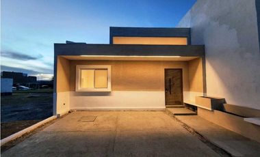 Venta casa de una planta coto privado Xaramá Poniente Aguascalientes