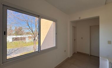 Lindísima casa sobre lote central con pileta | San Matías | Maschwitz | Escobar