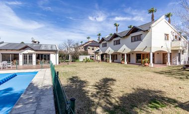 VENTA DE CASA EN SAN MARINO - 4 DORMITORIOS FUNES HILLS - FUNES