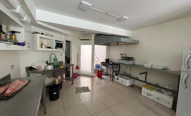 Local 75 m2 pleno centro - General Roca