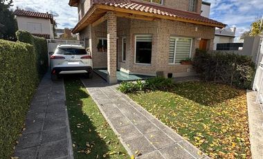 Casa en Villa Regina