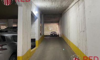 Venta de Cochera en  Hipólito Yrigoyen