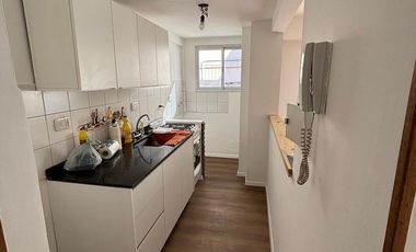 OFICINA COMERCIAL Y/O PROFESIONAL EN PLENO CENTRO DE MORON