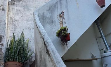 Venta Casa Lote Propio con terraza en Saavedra