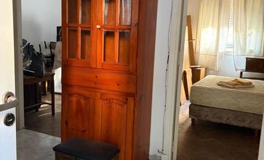 Venta Casa Lote Propio con terraza en Saavedra