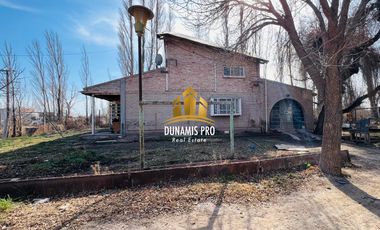 Taller, oficinas y casa en lote de 4000 m2 - Parque Industrial - Cipolletti