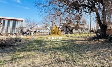 Taller, oficinas y casa en lote de 4000 m2 - Parque Industrial - Cipolletti